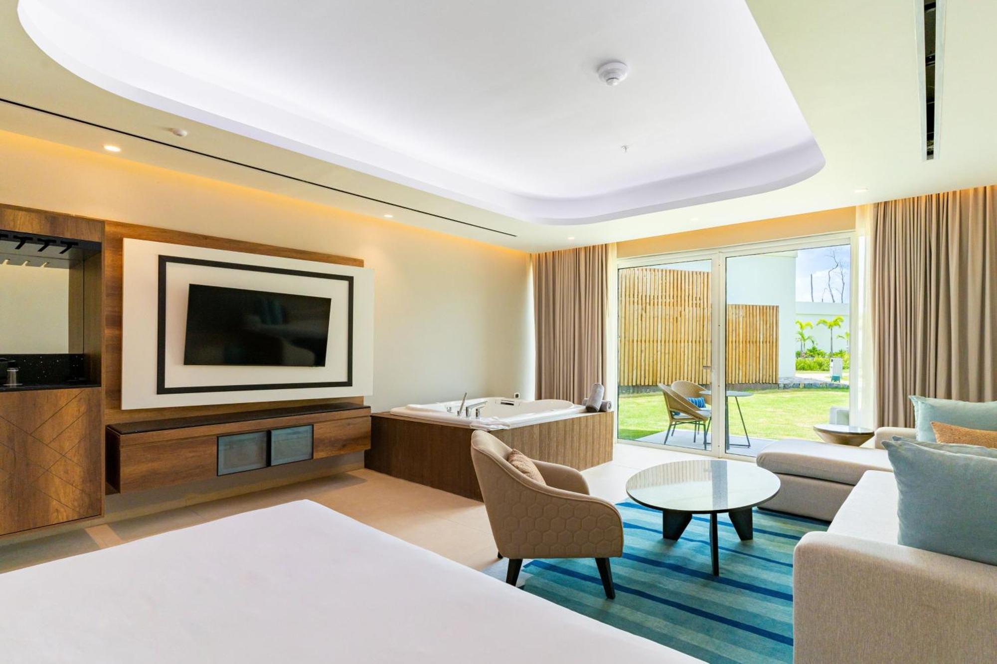 Marriott Miches Beach, An All-Inclusive Resort (Adults Only) ปุนตากานา ภายนอก รูปภาพ